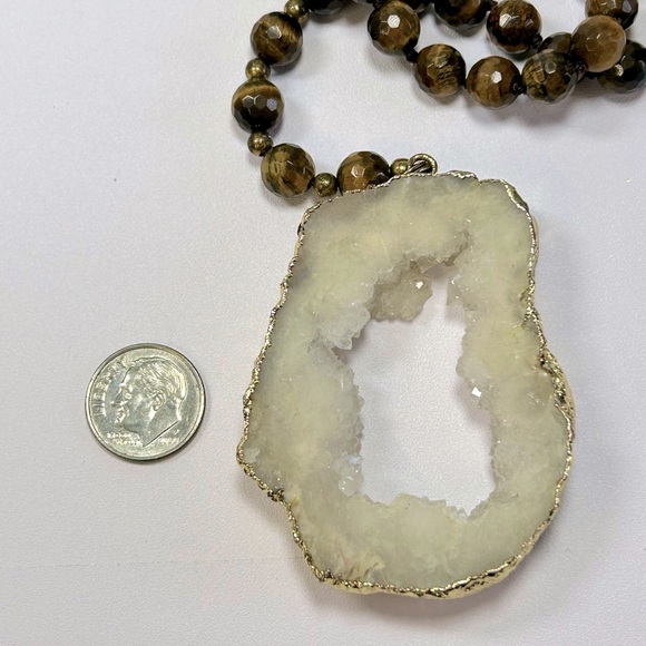 Vintage Hand-knotted Faceted Tiger’s Eye Gemstone Beaded Necklace Druzy Pendant - Picture 5 of 6